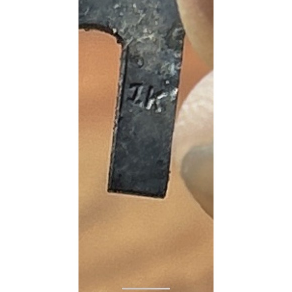 Vietnam‎ War Era US Army Military Collar Insignia 1K GI Metal Pin Hat Lapel - Picture 4 of 4